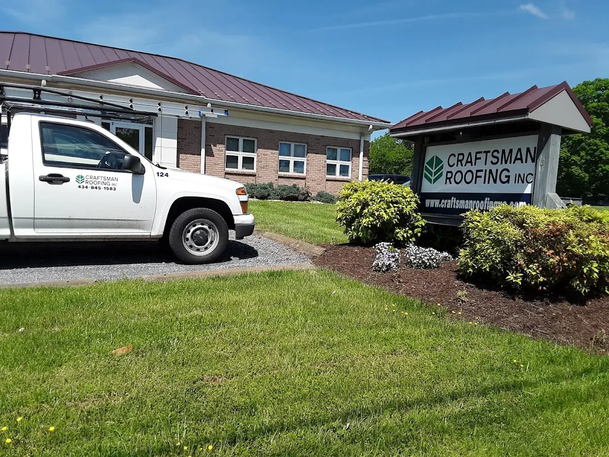 Quality Gutter & Downspout Repair by experienced craftsmen in Villa Vista